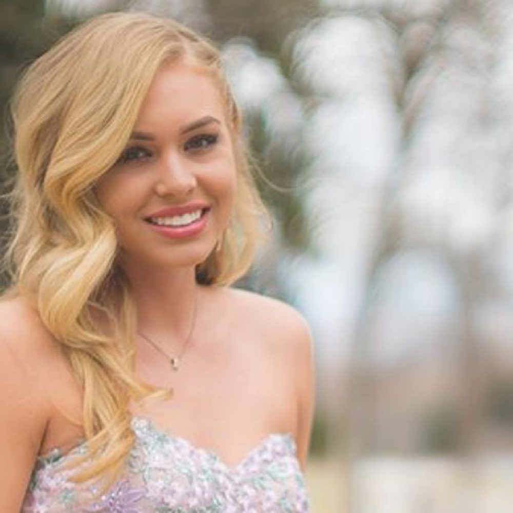 Meet your Posher, Luvay